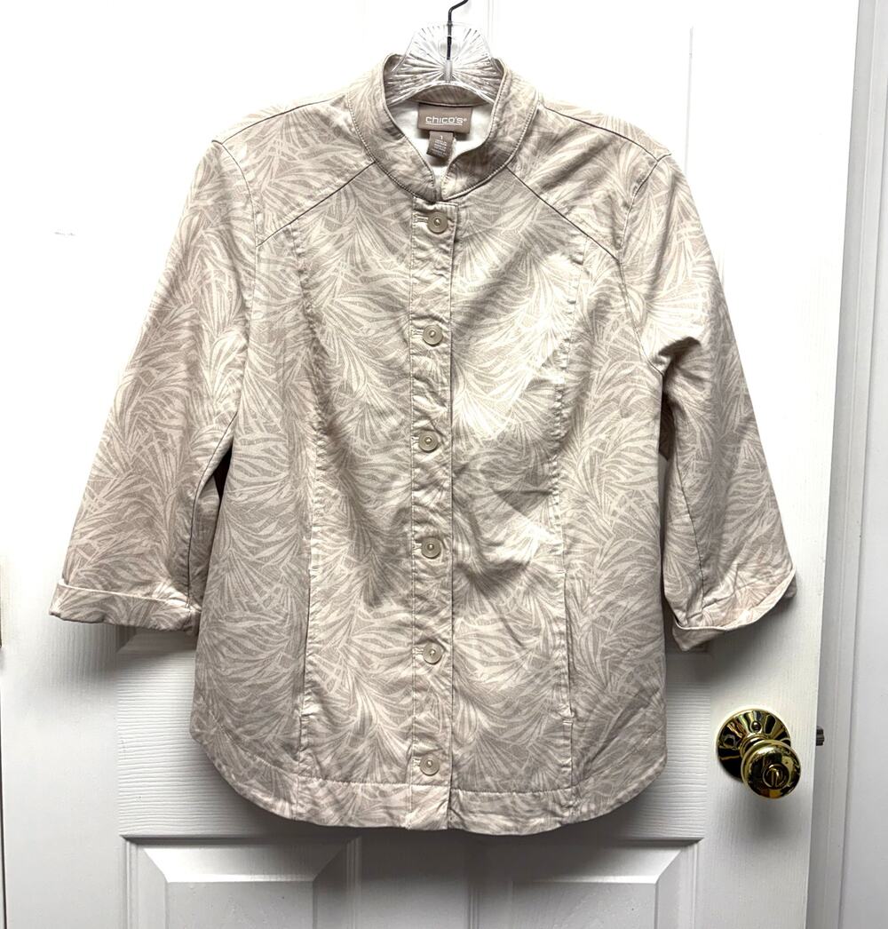 Chico’s Jacket Taupe Palm Print Light Layer Mandarin Collar 3/4 Sleeve Size M 1